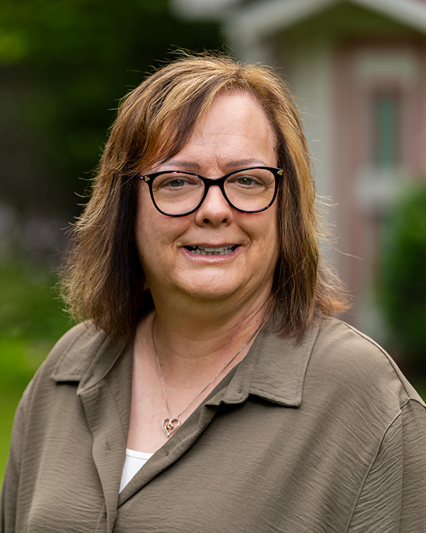 Donna Standish